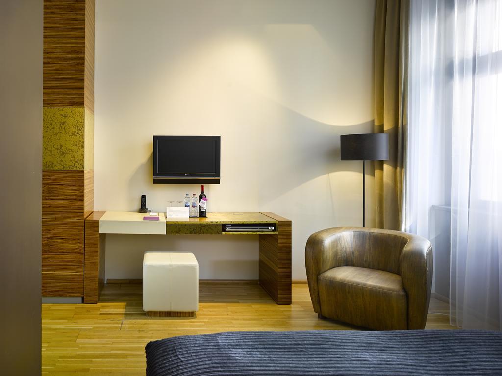 The Icon Hotel & Lounge Praga Esterno foto